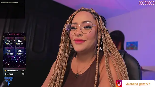 Snapshot of Val_daniiels chatting on 16, 3, 2025 Val daniiels online show from 16, 3, 2025