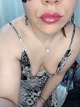 Snapshot of SexySweetPaola chatting on 8, 5, 2026 SexySweetPaola online show from 8, 5, 2026