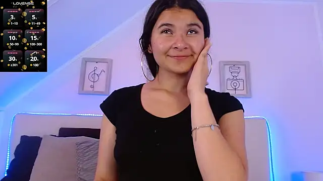 Snapshot of Tifanny_grey chatting on 25, 1, 2025 Tifanny grey online show from 25, 1, 2025