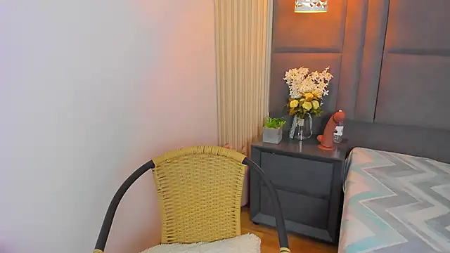 Snapshot of ElaEndez_ chatting on 6, 2, 2025 ElaEndez online show from 6, 2, 2025