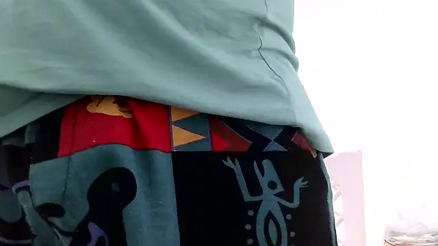 Snapshot of your_man85 chatting on 16, 2, 2025 your man85 online show from 16, 2, 2025