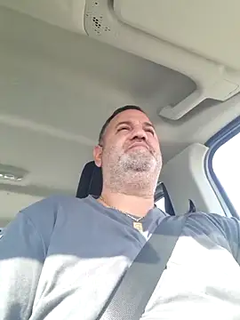 Snapshot of your_man85 chatting on 15, 12, 2025 your man85 online show from 15, 12, 2025