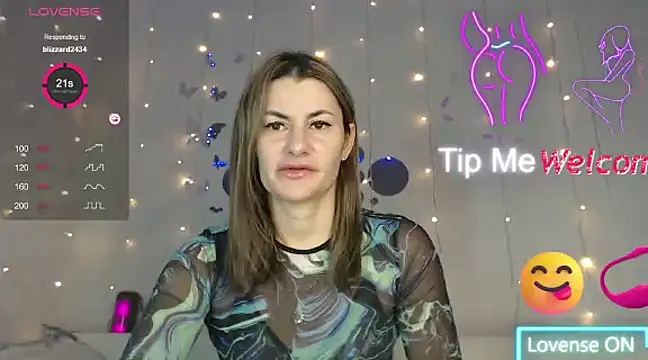 Snapshot of SuchAngel_ chatting on 15, 2, 2025 SuchAngel online show from 15, 2, 2025