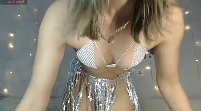 Snapshot of SuchAngel_ chatting on 27, 2, 2025 SuchAngel online show from 27, 2, 2025