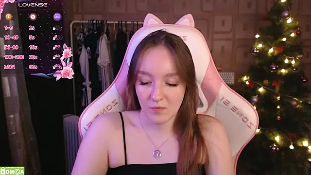 MoonlishSiren online show from 9, 1, 2025