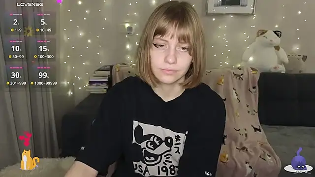 Snapshot of HermioneHHH chatting on 24, 1, 2025 HermioneHHH online show from 24, 1, 2025