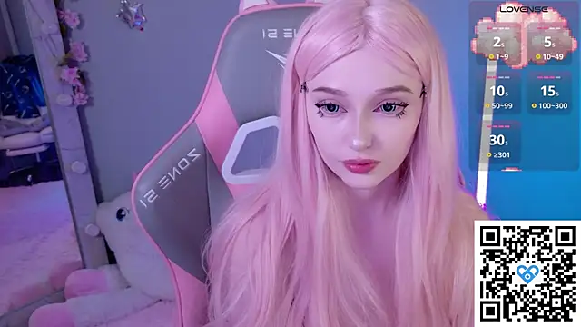 Snapshot of White_kitty01 chatting on 18, 5, 2026 White kitty01 online show from 18, 5, 2026