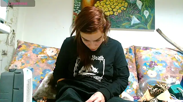 Snapshot of Sophie_Bell chatting on 14, 3, 2025 Sophie Bell online show from 14, 3, 2025