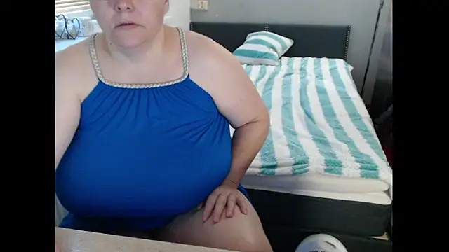 Sweetboobs online show from 14, 10, 2025