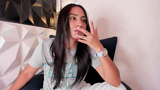 lia sofiia online show from 15, 12, 2024