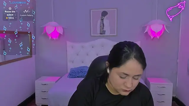 Lisa7 7 online show from 5, 1, 2026