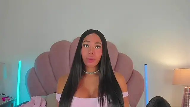 Nicole Paradise online show from 8, 4, 2026