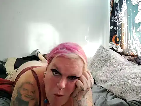 Snapshot of Trans_Girl_next_door420 chatting on 11, 1, 2025 Trans Girl next door420 online show from 11, 1, 2025