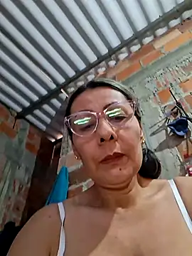 Snapshot of Mia-funny20 chatting on 15, 6, 2026 Mia-funny20 online show from 15, 6, 2026