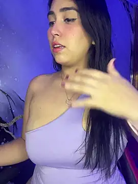 Snapshot of emma__cute__ chatting on 2, 12, 2025 emma cute online show from 2, 12, 2025