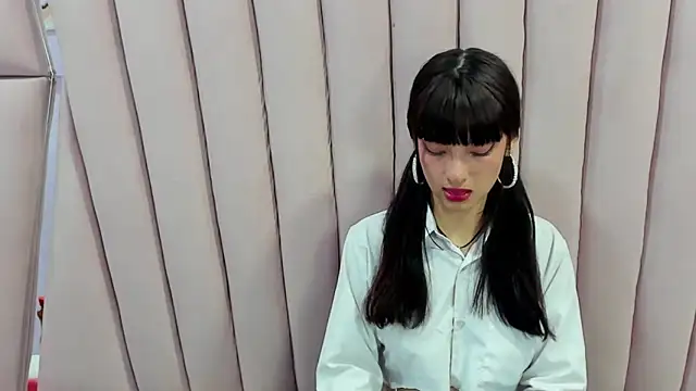 Aurora 18 online show from 25, 1, 2025