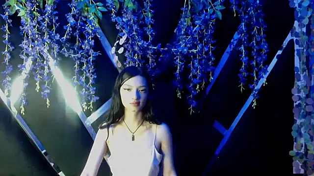 Aurora 18 online show from 13, 9, 2025