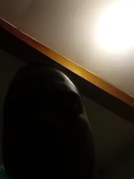 Snapshot of blackman933z chatting on 5, 11, 2025 blackman933z online show from 5, 11, 2025