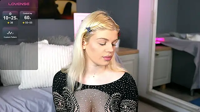 Snapshot of JosephineBlairs chatting on 31, 1, 2025 JosephineBlairs online show from 31, 1, 2025