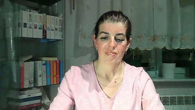 Snapshot of SophieLux82 chatting on 18, 3, 2025 SophieLux82 online show from 18, 3, 2025