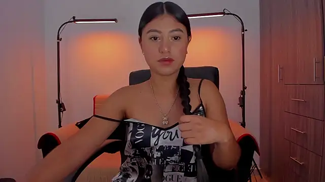 Snapshot of cloy_baby__ chatting on 19, 3, 2025 cloy baby online show from 19, 3, 2025