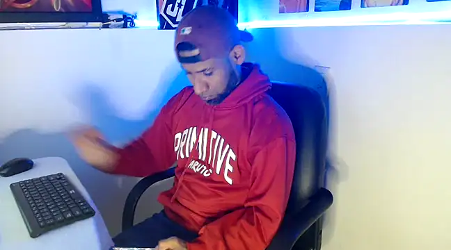 Enriblack92 online show from 2, 12, 2024