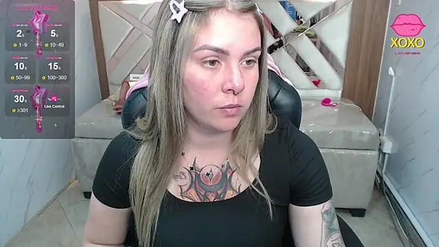 Snapshot of Paula_b_ chatting on 6, 5, 2026 Paula b online show from 6, 5, 2026