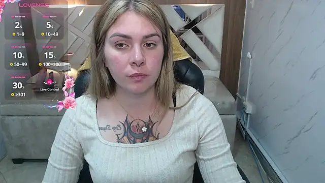 Snapshot of Paula_b_ chatting on 29, 5, 2026 Paula b online show from 29, 5, 2026