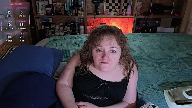 MiniNatalie online show from 8, 11, 2025