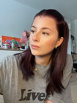 Mia-Minou online show from 13, 1, 2026