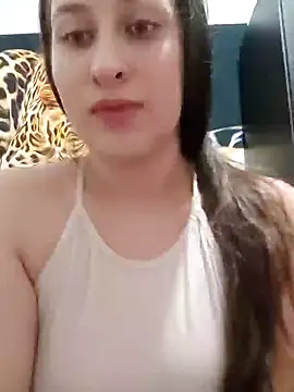 dulccemaria24 online show from 25, 1, 2025