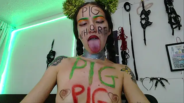 Snapshot of Eloise-brown chatting on 18, 1, 2025 Eloise-brown online show from 18, 1, 2025