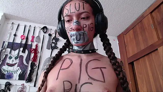 Snapshot of Eloise-brown chatting on 23, 1, 2025 Eloise-brown online show from 23, 1, 2025