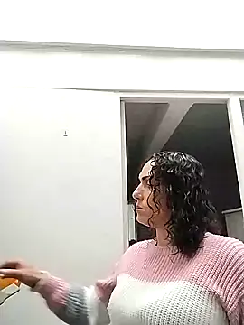 Corina hot online show from 25, 1, 2025