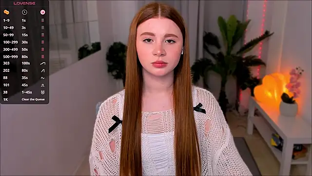 Freckle Diyana online show from 21, 3, 2025