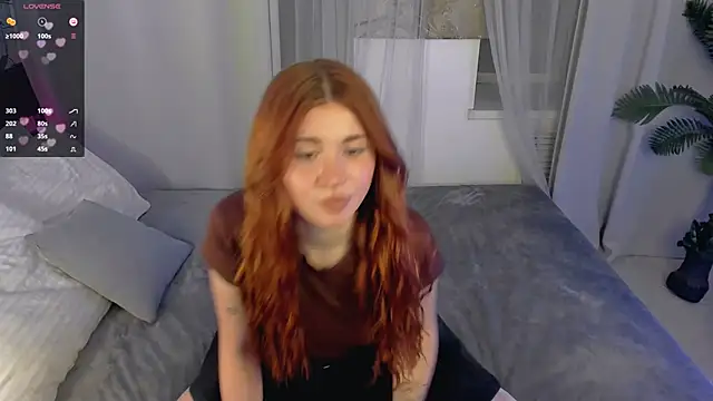 Freckle Diyana online show from 8, 11, 2025