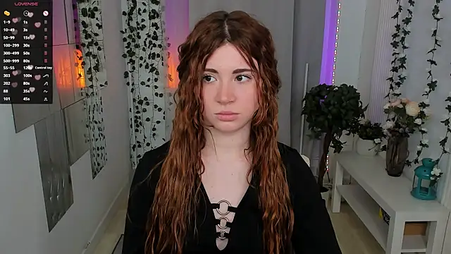 Freckle Diyana online show from 21, 11, 2025