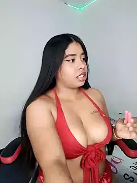 Snapshot of Fanny_Klean chatting on 24, 1, 2025 Fanny Klean online show from 24, 1, 2025