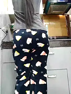 Manpreet kaur21 online show from 11, 12, 2024