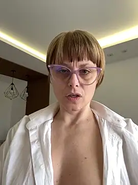 Snapshot of MySweetcum69 chatting on 12, 12, 2024 MySweetcum69 online show from 12, 12, 2024