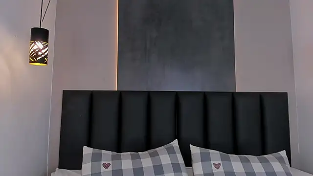 AmyPalmmer online show from 6, 11, 2025