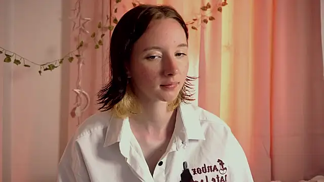 Snapshot of LimaLexxx chatting on 27, 9, 2025 LimaLexxx online show from 27, 9, 2025