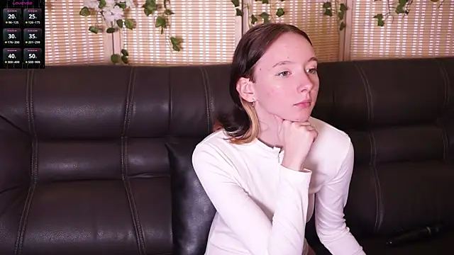 Snapshot of LimaLexxx chatting on 24, 10, 2025 LimaLexxx online show from 24, 10, 2025