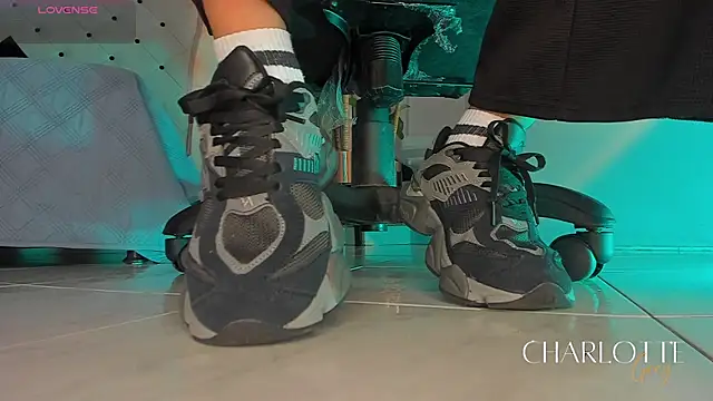 charlotte  grey online show from 7, 1, 2026