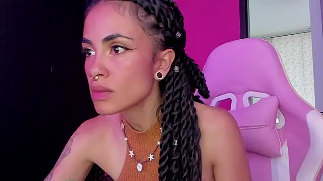 Juanadearco5 online show from 7, 1, 2025