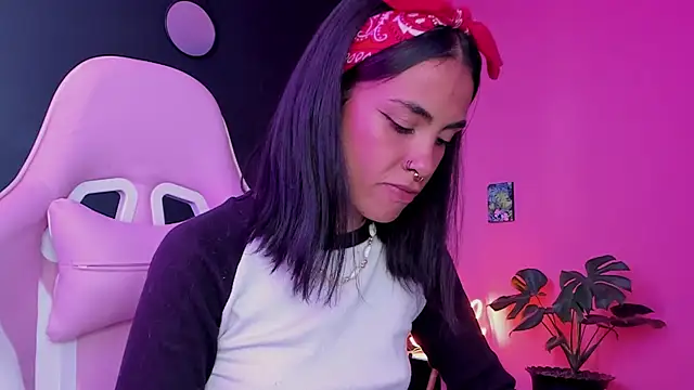 Juanadearco5 online show from 6, 2, 2025