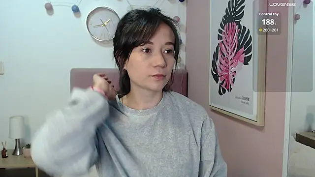 Snapshot of lanna_1878 chatting on 10, 10, 2025 lanna 1878 online show from 10, 10, 2025