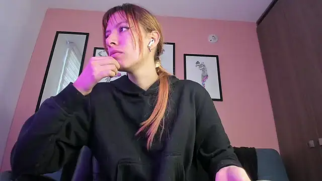 Snapshot of SensualJane2 chatting on 18, 12, 2024 SensualJane2 online show from 18, 12, 2024