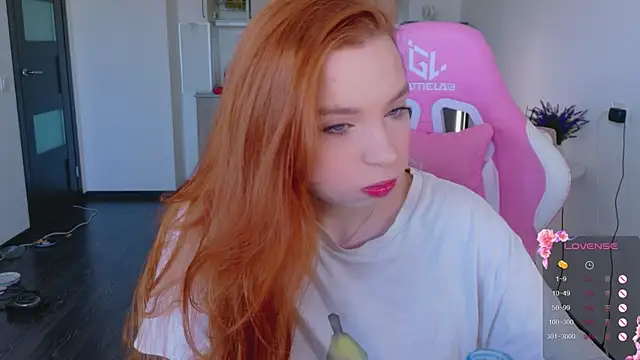Snapshot of cinnabon_girls chatting on 17, 4, 2026 cinnabon girls online show from 17, 4, 2026