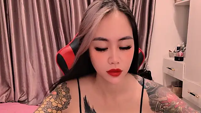 Snapshot of witch-39 chatting on 4, 3, 2026 witch-39 online show from 4, 3, 2026